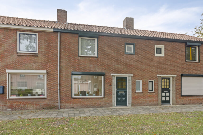 Halsteren – Vijverstraat 4 – Hoofdfoto